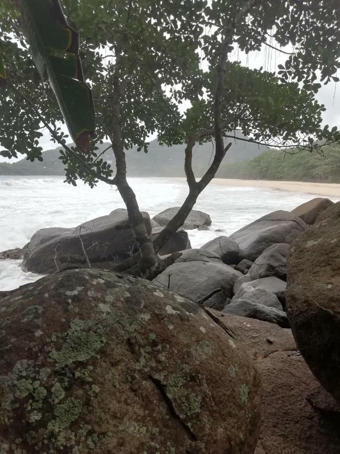 Villa Felix Suites E Chales Ubatuba Dış mekan fotoğraf
